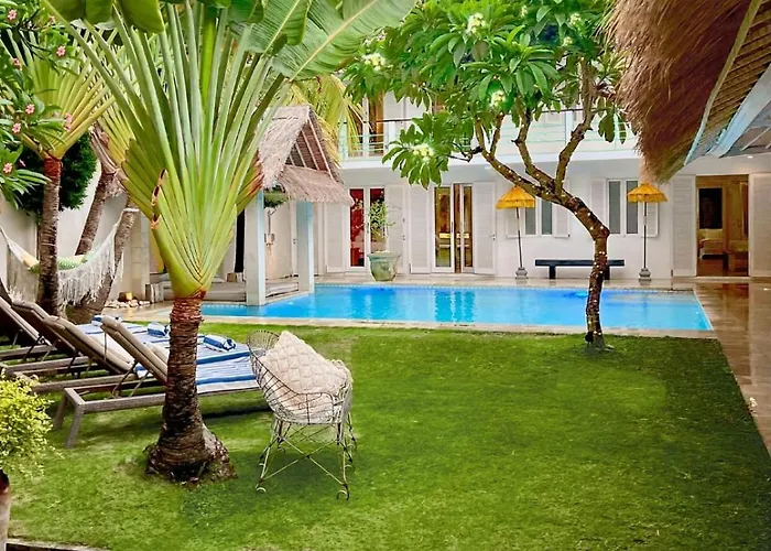 Villa Anh Yeu - 6 Bedroom In With Huge Pool & Garden Seminyak