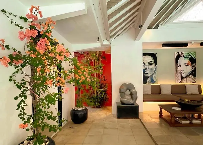 Anh Yeu - 6 Bedroom In With Huge Pool & Garden Villa *