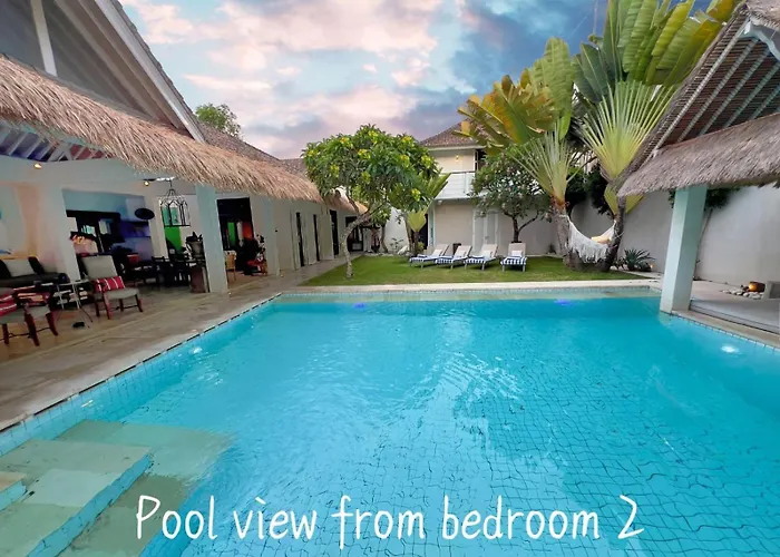 Anh Yeu - 6 Bedroom In With Huge Pool & Garden *