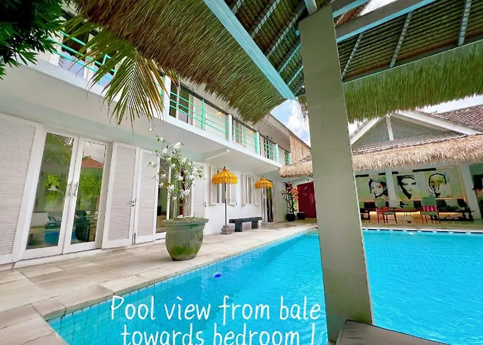 Anh Yeu - 6 Bedroom In With Huge Pool & Garden