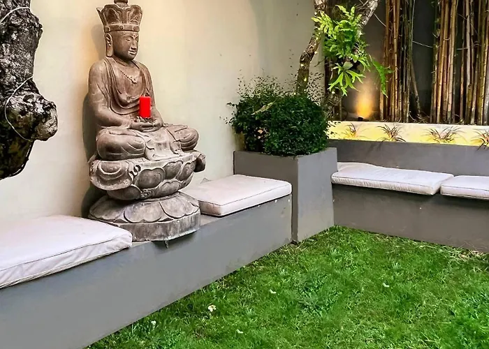 Anh Yeu - 6 Bedroom In With Huge Pool & Garden Villa *